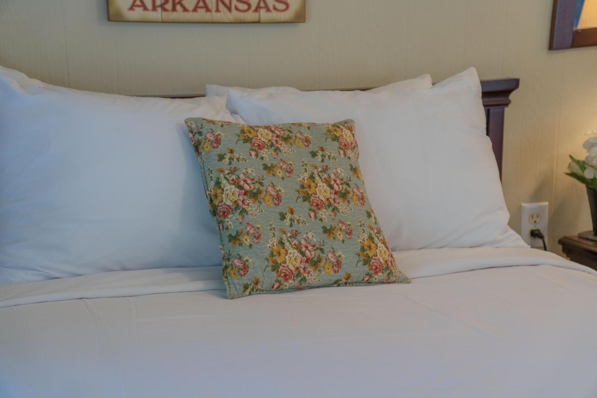Carlton Marion Inn Yellville Δωμάτιο φωτογραφία